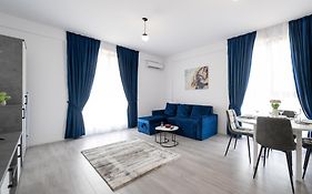 Premium RegalBlue Apartment
